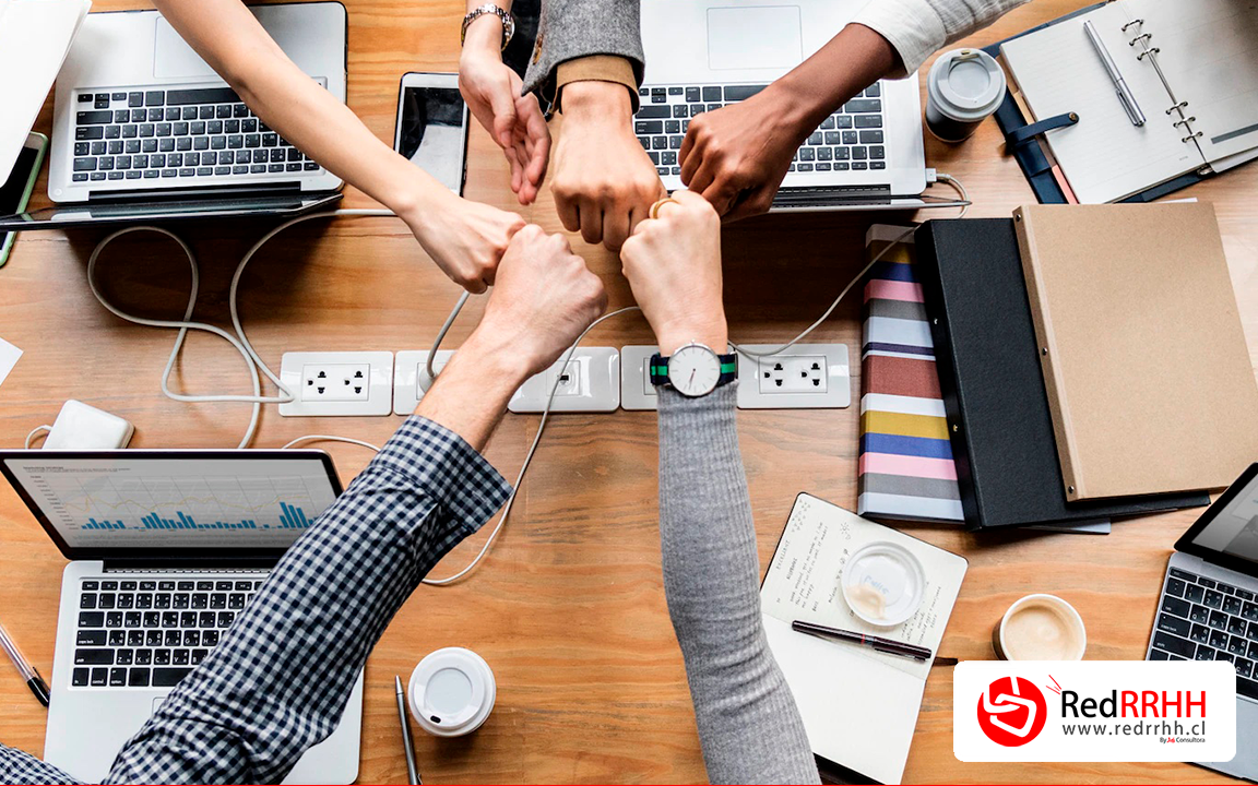 Cómo Crear Entornos Laborales Seguros: Claves para una Gestión Efectiva